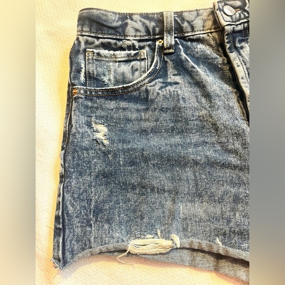 Wild Fable Denim Distressed Highest Rise Cutoff Women's Shorts Size 10 - Picture 3 of 15